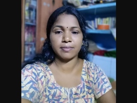 South Bhabhi flaunts her boobs in a video call