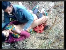 Mumbai couple has public sex in a park