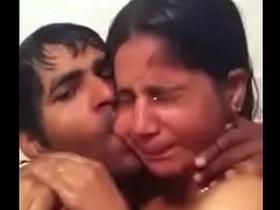 Desi aunty gives a blowjob in the bathroom