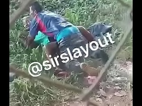 Married woman quickly gives oral pleasure