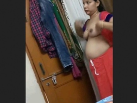 Stunning Bhabhi in Gorgeous Attire