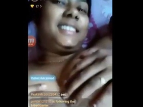 Seductive Indian woman dances on Tango