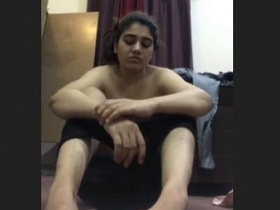 Horny Pakistani bhabhi gets naughty in a steamy video