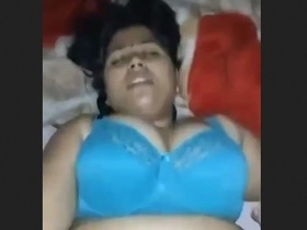 Watch a stunning Indian bhabi getting her pussy fucked