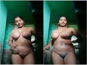 Indian amateur Budi gets naked in a Bangla chat room