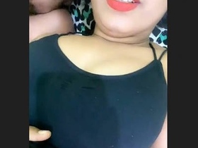 Tango couple enjoys masti and sucking in HD video