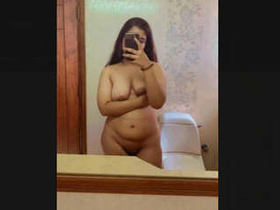 Unreleased nude footage of Indian beauty exposed