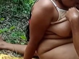 Desi couple gets naughty in the outdoors