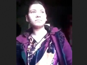 Pashto-speaking girl reveals herself to her lover