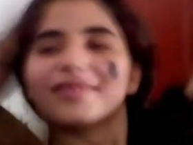 Sweet Indian girl in a hot video