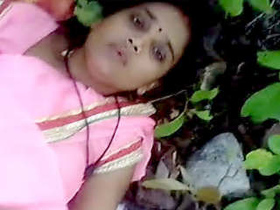 Desi bhabhi Selva's steamy jungle encounter