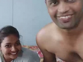 Amateur Indian couple's romantic foreplay and fingering in bed
