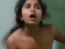 Desi teen gets fucked hard in Indian sex tube video