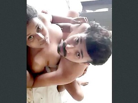 A guy's attractive girlfriend has sex with him