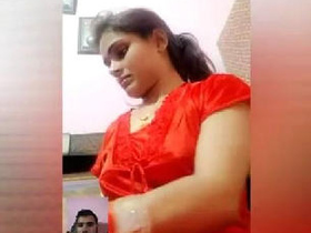 Indian girl strips down for phone sex