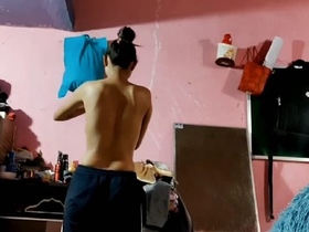 Desi girl gets naked while changing clothes in filmed video