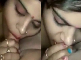 Stunning busty Indian wife caught in steamy MMS scandal