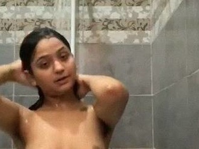 Pakistani girl's nude selfie video leaked online