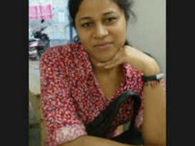 Desi wife enjoys riding on her husband's cock