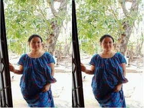Big boobs babe from Assam masturbates in village