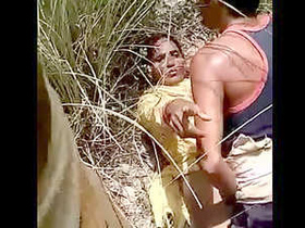 Desi couple gets caught having sex in outdoor setting
