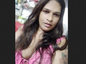 Horny Indian bhabhi with big boobs in MMS