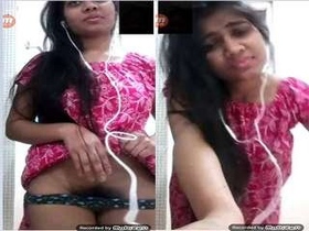 Desi girl masturbates on video call with boyfriend