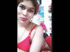 Bengali pornstar flaunts her sexy pussy in a steamy video
