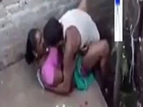 Desi couple indulges in secret outdoor sex in village